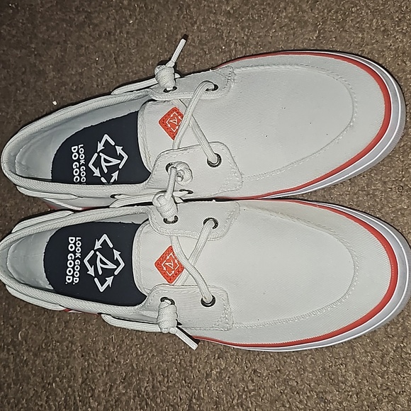 Sperry Crest Boat Shoe - Picture 7 of 8